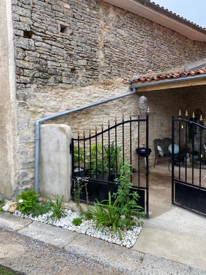 Villa La Cour Blanche Verteuil-sur-Charente Esterno foto